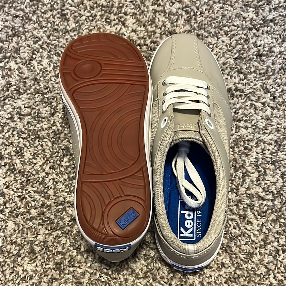 Keds Tan Sneakers Classic Canvas Style - Picture 6 of 7